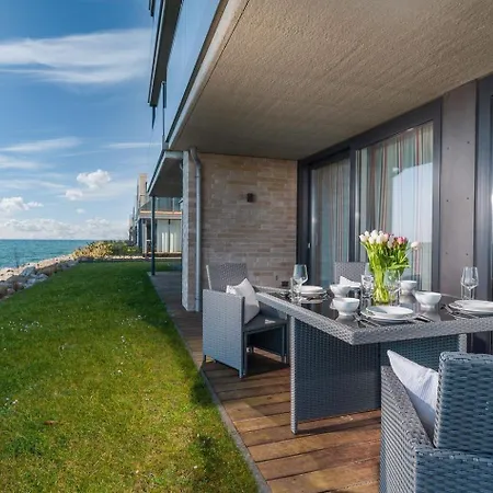 Port Side * אולפניץ